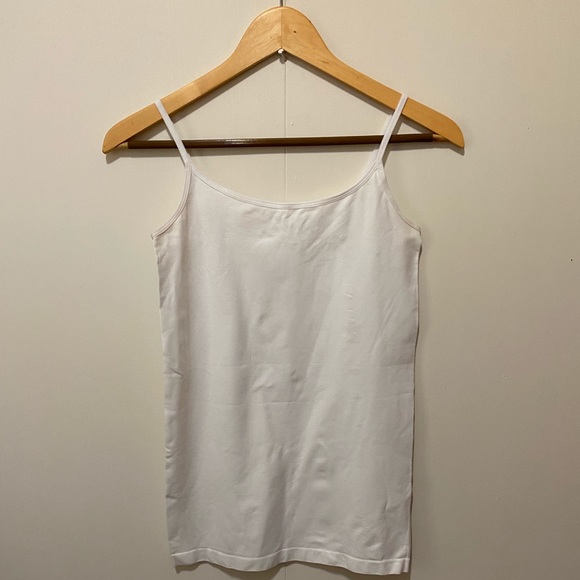 Decree Tops - Basic Cami’s